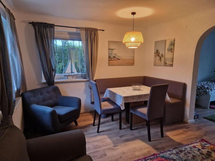 Haus Mit Garten, U Bahn Naehe, Gratis Parkplaetze Vienna Exterior photo