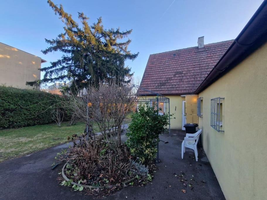Haus Mit Garten, U Bahn Naehe, Gratis Parkplaetze Vienna Exterior photo